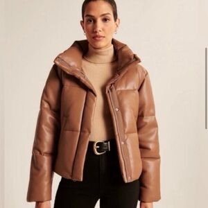 NWOT Abercrombie & Fitch Brown Leather Mini Puffer Size Small